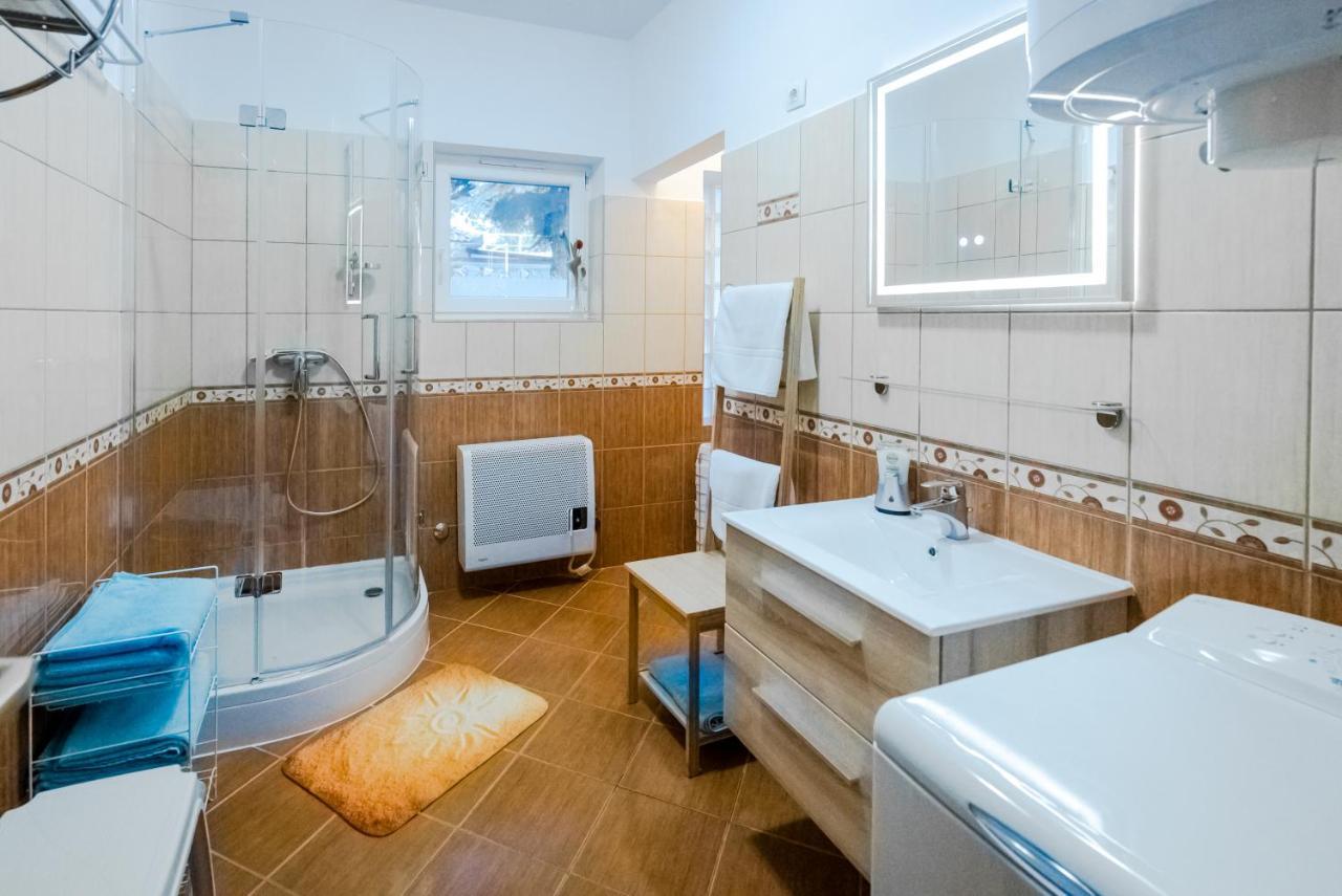 Sunny Garden Pihenohaz Villa Siofok Ngoại thất bức ảnh