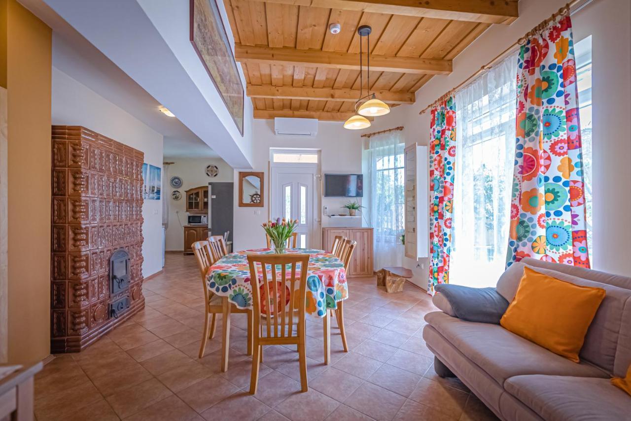 Sunny Garden Pihenohaz Villa Siofok Ngoại thất bức ảnh